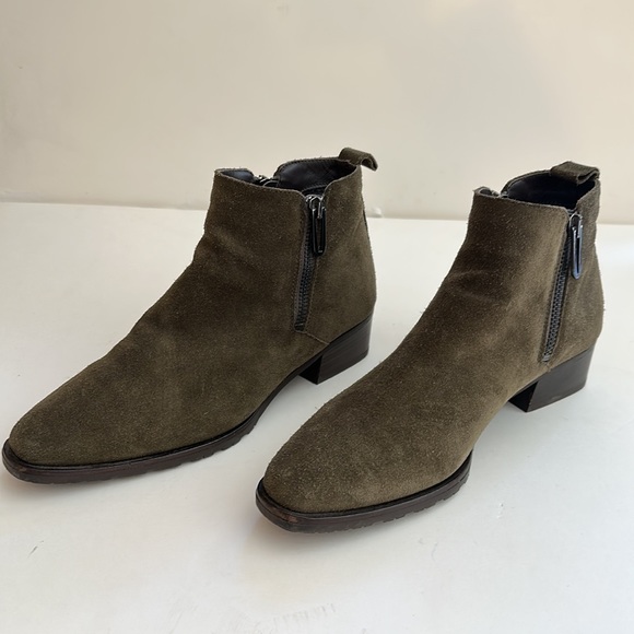 Aquatalia green suede 2 zip ankle boots - Picture 2 of 7
